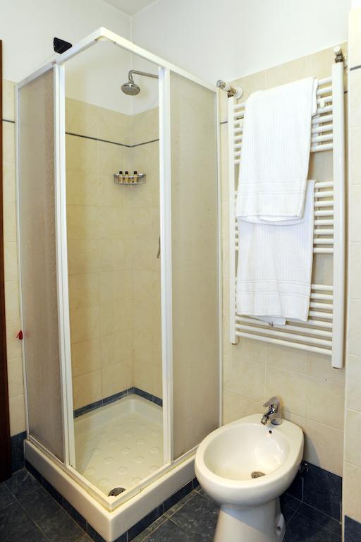Hotel La Quercia Valmontone Kamer foto